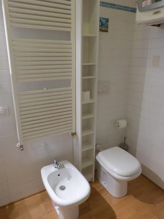 Suite Parigi 15 Bologna