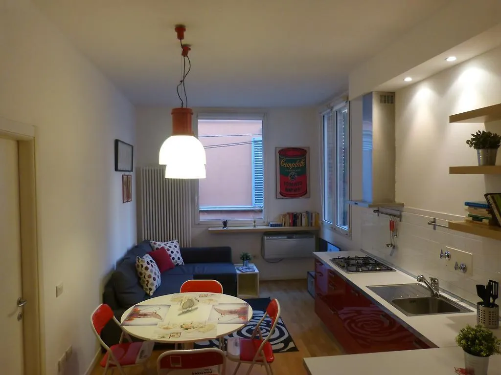 Suite Parigi 15 Bologna