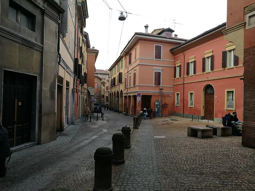 Suite Parigi 15 Bologna